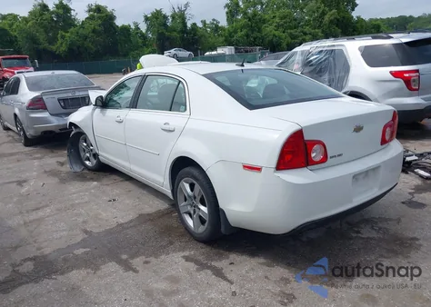 2011 Chevrolet Malibu Ls z USA, uszkodzony, nr VIN 1G1ZB5E1XBF333329